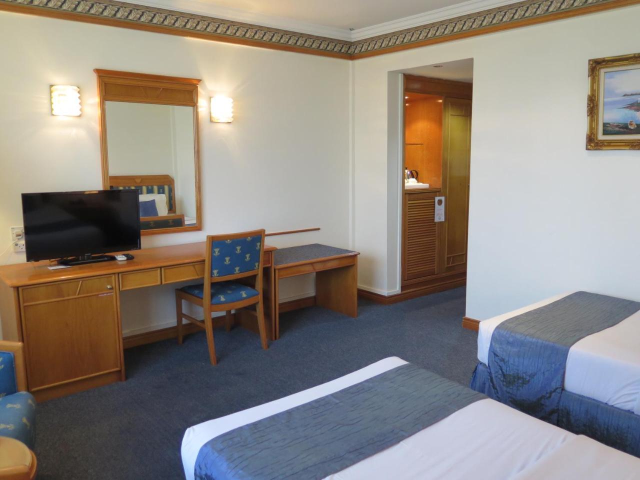 Sea View Resort Hotel & Apartments Kuala Belait Exterior foto
